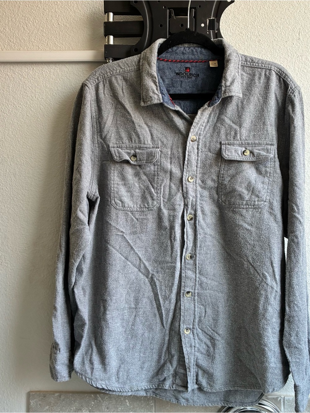 Woolrich Men’s Gray Button-Up Long Sleeve Shirt Size XL